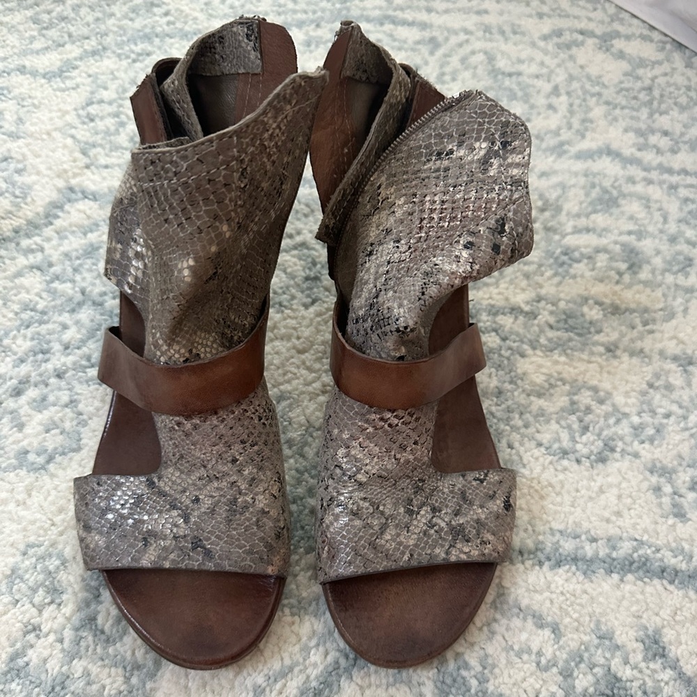 Miz Mooz Heels
